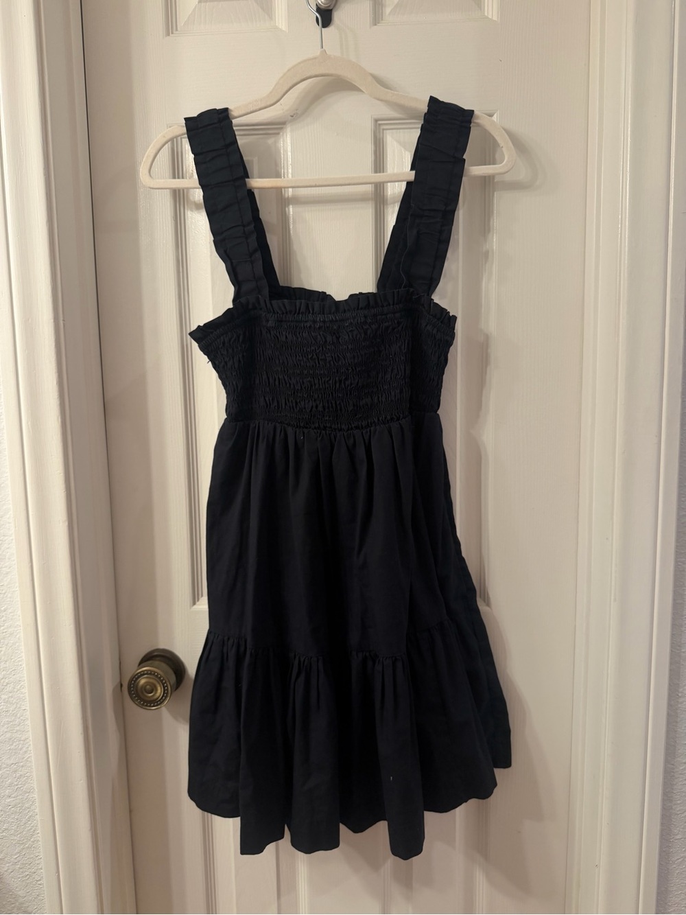Abercrombie Black Smocked Tiered Mini Dress Ruffle Straps Medium Petite